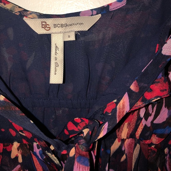 BCBG Generation | Tiered Ruffle Dress - Picture 3 of 3